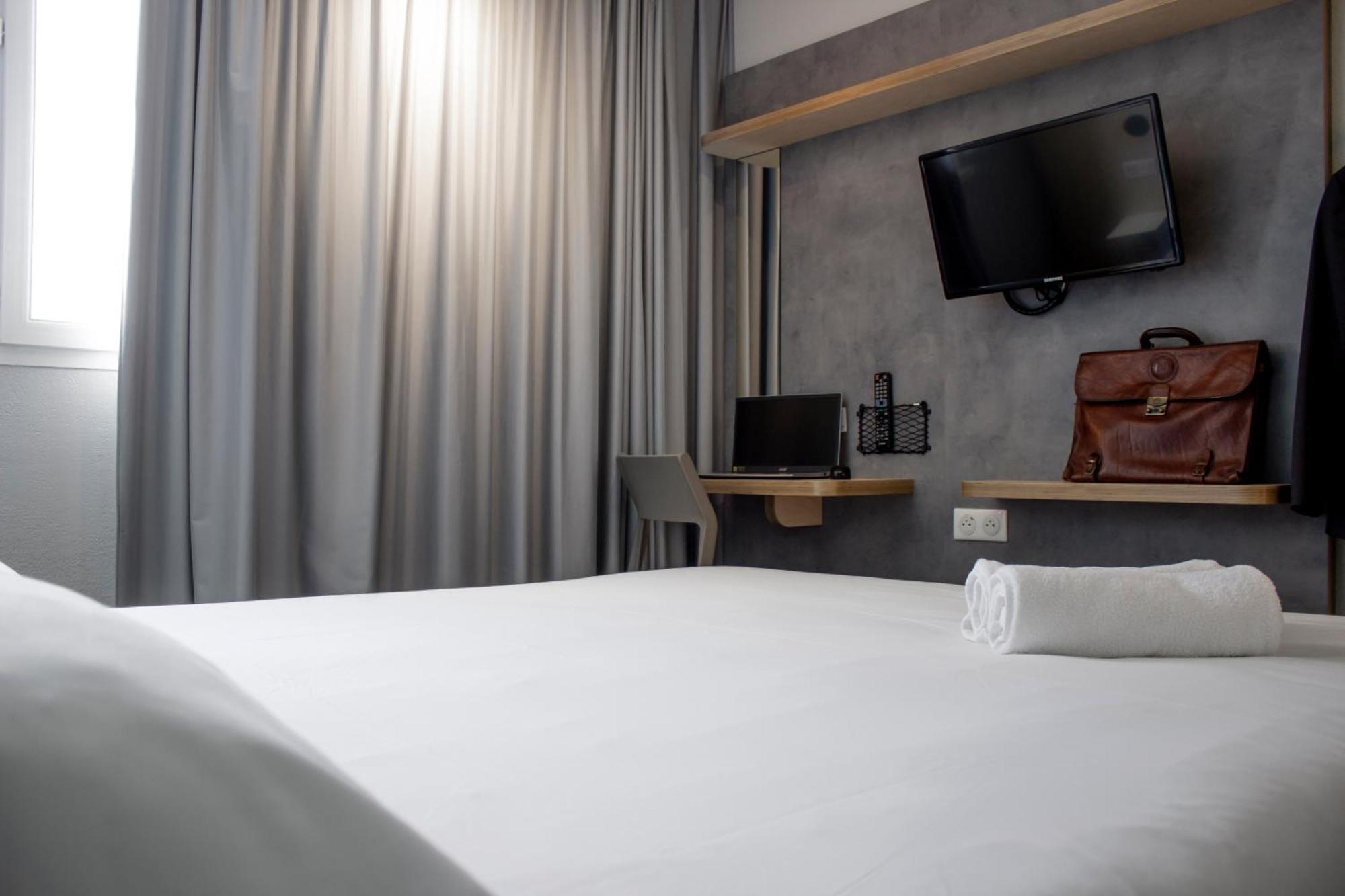 Ibis Budget Lunel Porte De Camargue Aimargues Exterior foto